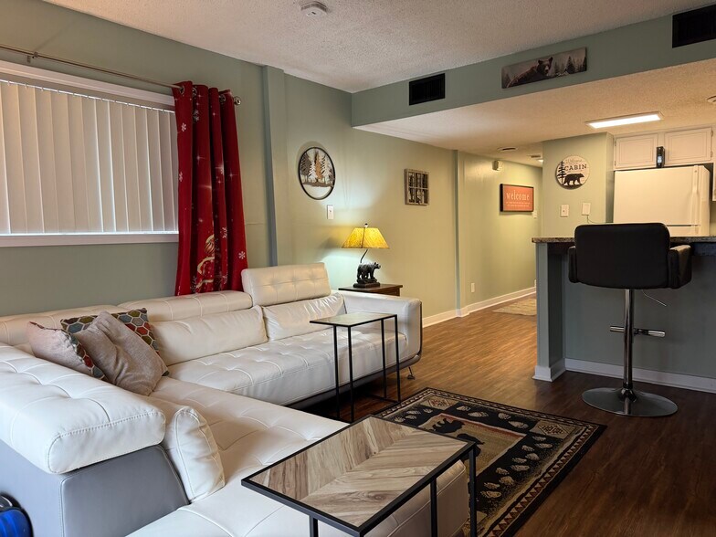 More Photos Of 1081 Cove Rd, Sevierville Specialty For Sale