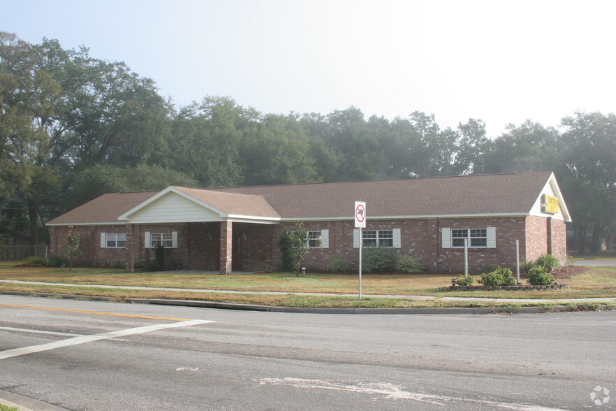 Primary Photo Of 911 Bryan Rd, Brandon Lodge Meeting Hall For Lease