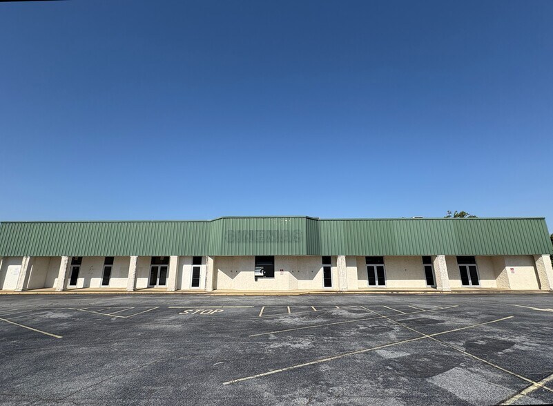 More Photos Of 1400 E Shotwell St, Bainbridge Unknown For Lease