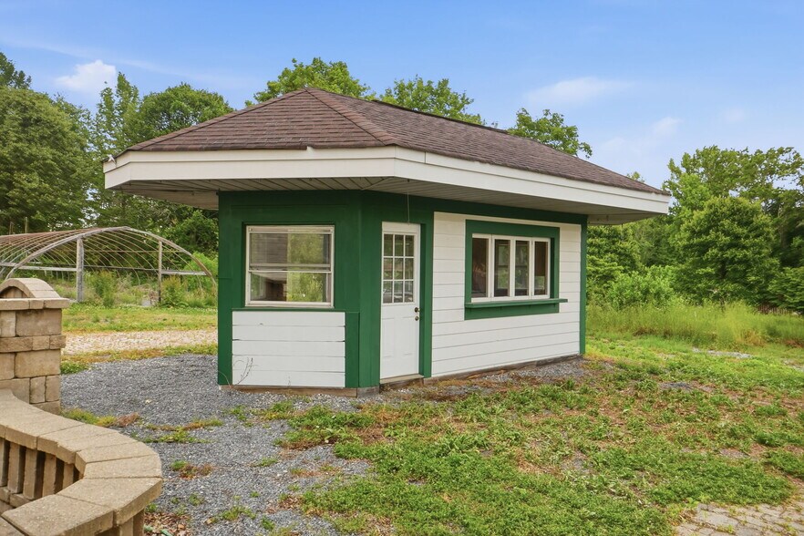 More Photos Of 1008 W Central Ave, Davidsonville Freestanding For Lease
