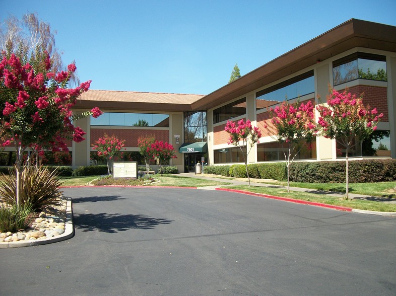 More Photos Of 7601 Hospital Dr, Sacramento Medical For Sale