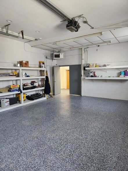 More Photos Of 6135 N Elston Ave, Chicago Flex For Sale