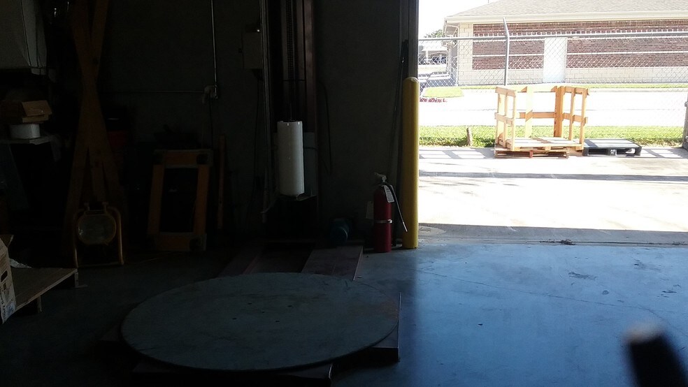 More Photos Of 1773 Westborough Dr, Katy Flex For Sale