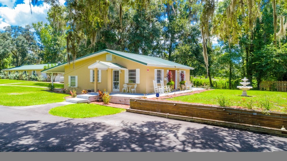 More Photos Of 15458 Snow Memorial Hwy, Brooksville Assisted Living For Sale