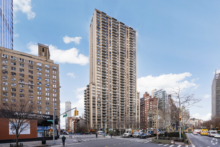 Primary Photo Of 2039 Broadway, New York Apartments For Lease