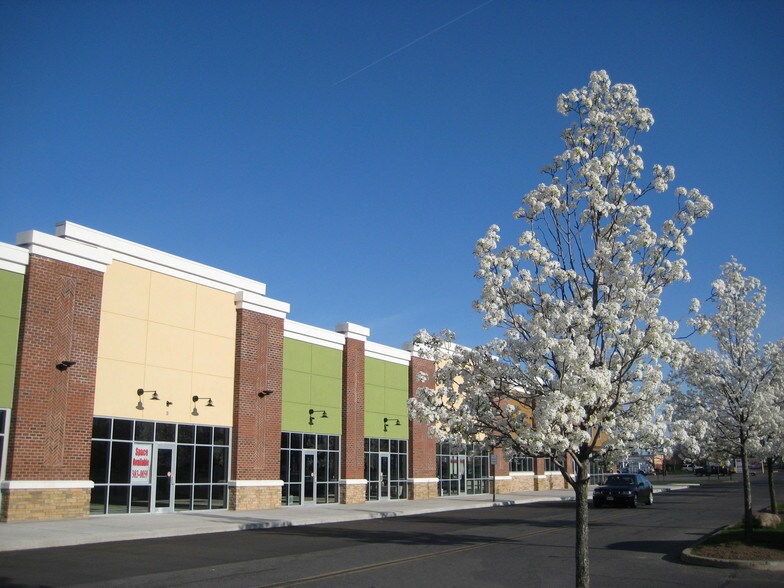 More Photos Of 22 Clifton Country Rd, Clifton Park Unknown For Lease