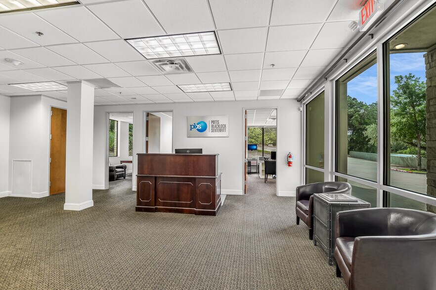 More Photos Of 4800 Bee Cave Rd, Austin Medical For Lease