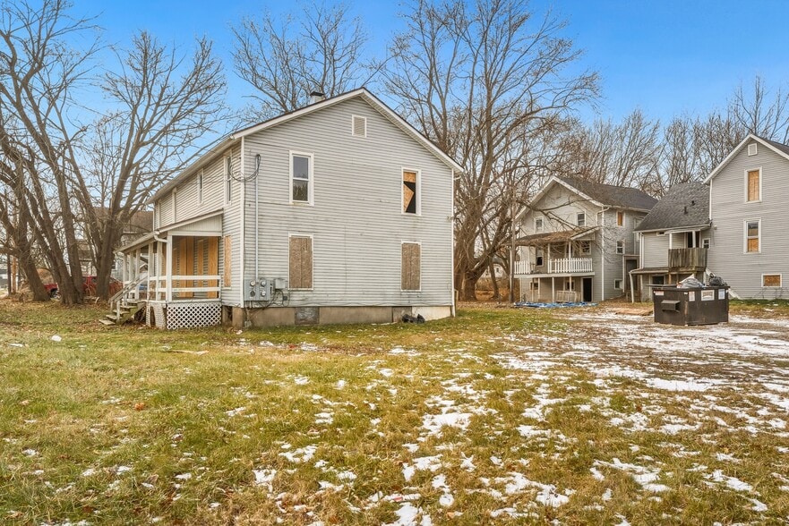 More Photos Of 763 Bowman St, Mansfield Multifamily For Sale