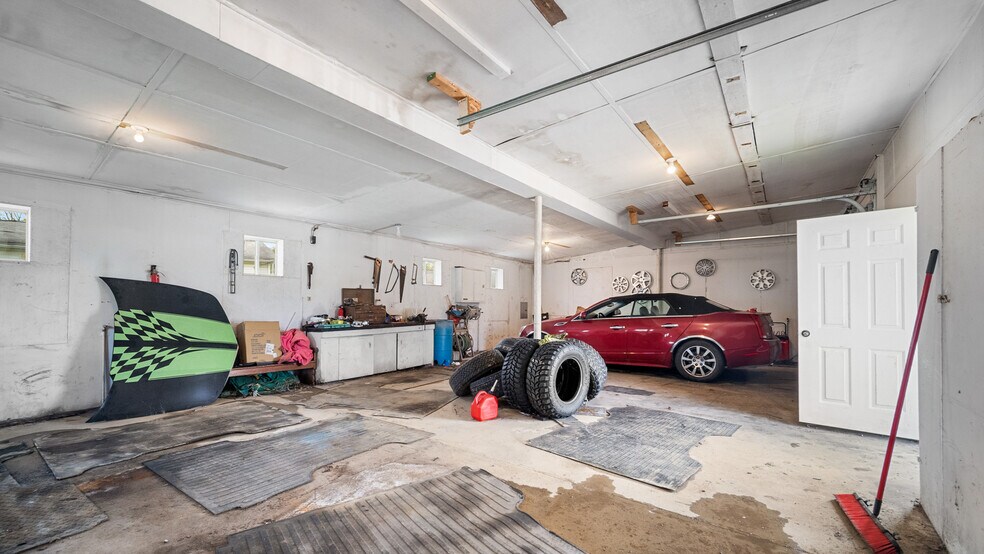 More Photos Of 601 E Main St, West Union Land For Sale