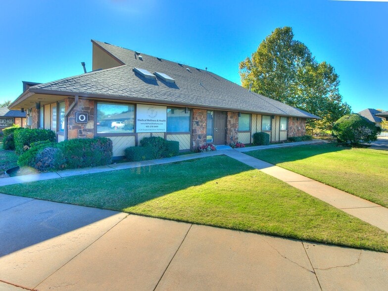 Primary Photo Of 2124 S Shadowlake, Oklahoma City Medical For Sale