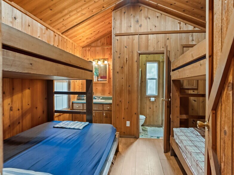 More Photos Of 15260 NE 152nd Pl, Fort Mc Coy Trailer Camper Park For Sale