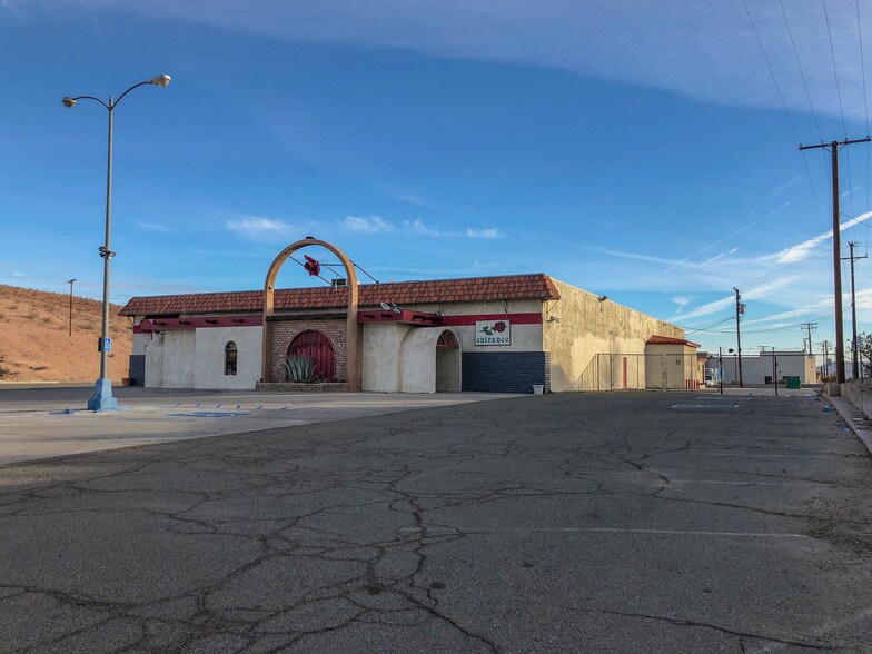 More Photos Of 540 W Main St, Barstow Restaurant For Sale