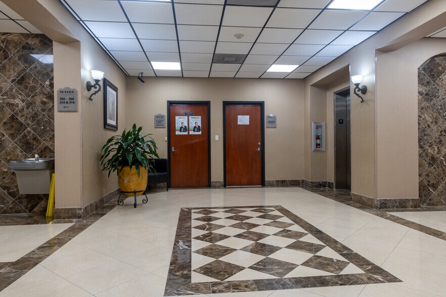 More Photos Of 12905 SW 42nd St, Miami Office For Lease