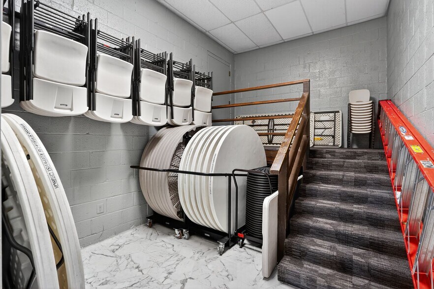 More Photos Of 8225 Barrett Dr, Manassas Religious Facility For Lease