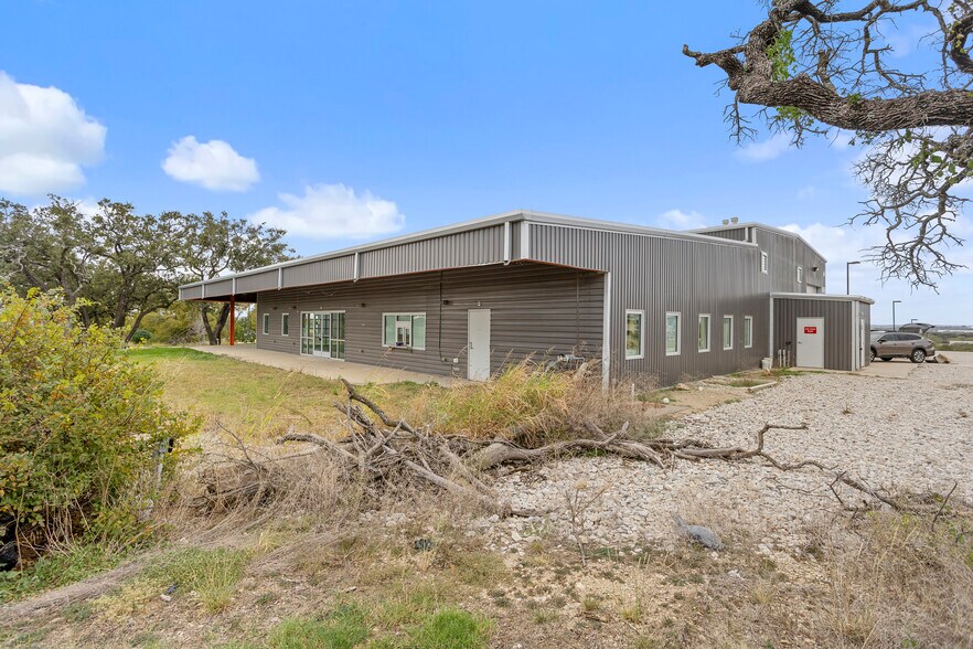 More Photos Of 2702 Fort Worth Hwy, Hudson Oaks Warehouse For Sale