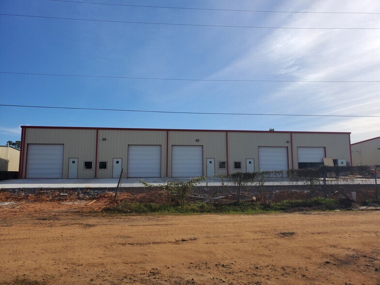 More Photos Of 1722 Cargill, Willis Flex For Sale