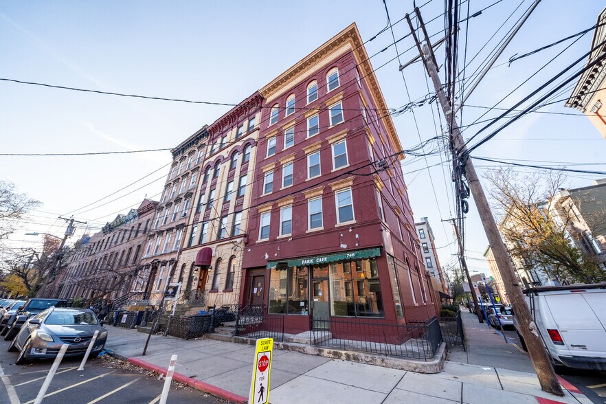More Photos Of 746 Park Ave, Hoboken Storefront Retail Residential For Lease