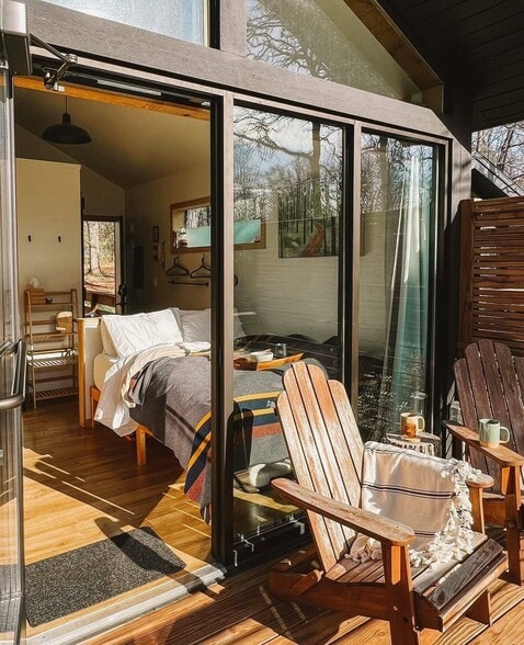 More Photos Of 22642 Highway 6 N, Crosby Hotel For Sale