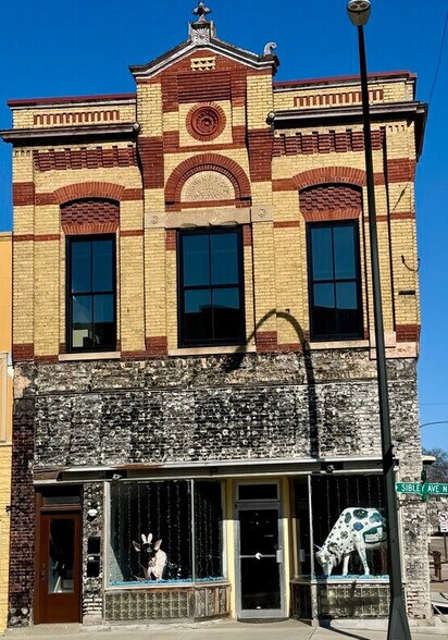 Primary Photo Of 202 N Sibley Ave, Litchfield Storefront Retail Residential For Lease