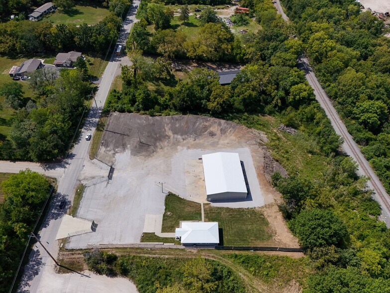 More Photos Of 1455 SE County Road AA, Blue Springs Warehouse For Sale