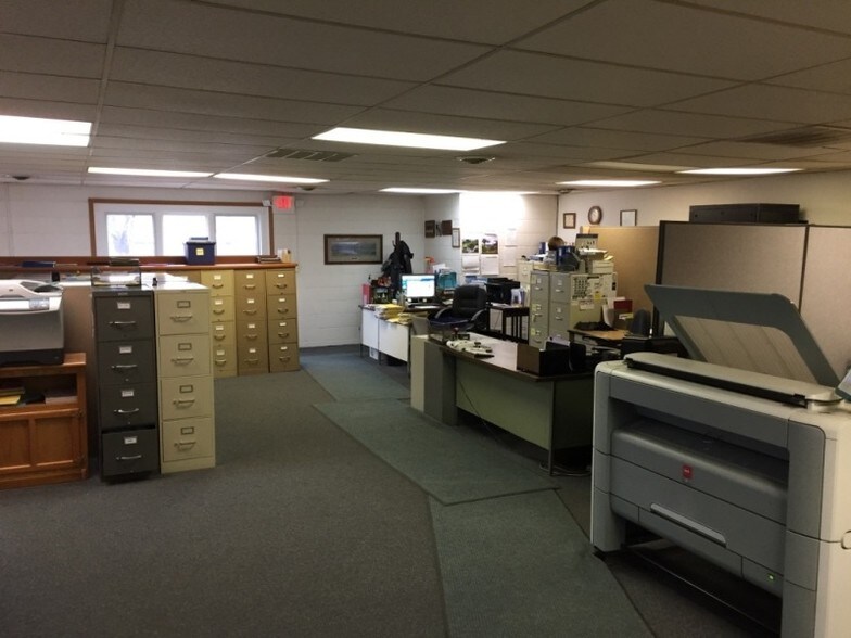 More Photos Of 885 Anita Ave, Antioch Manufacturing For Sale