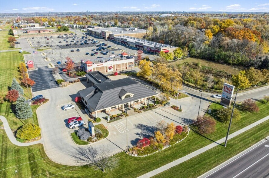 More Photos Of 14113 State Highway 13, Savage General Retail For Lease
