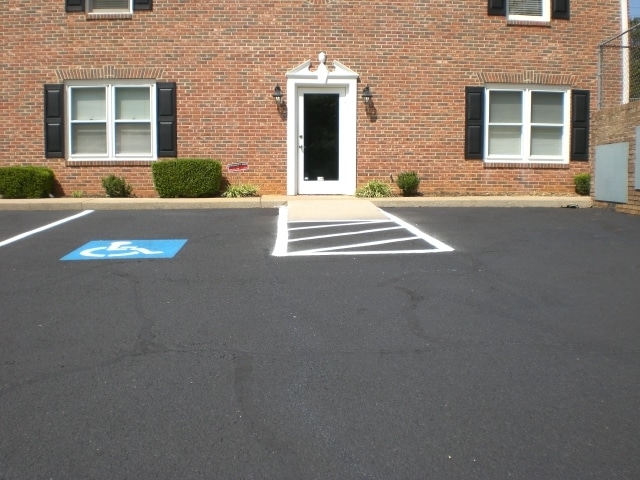 More Photos Of 4010 E North St, Greenville Office For Lease