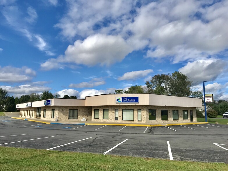 Primary Photo Of 208 Kevin Ln, Brodheadsville Medical For Lease