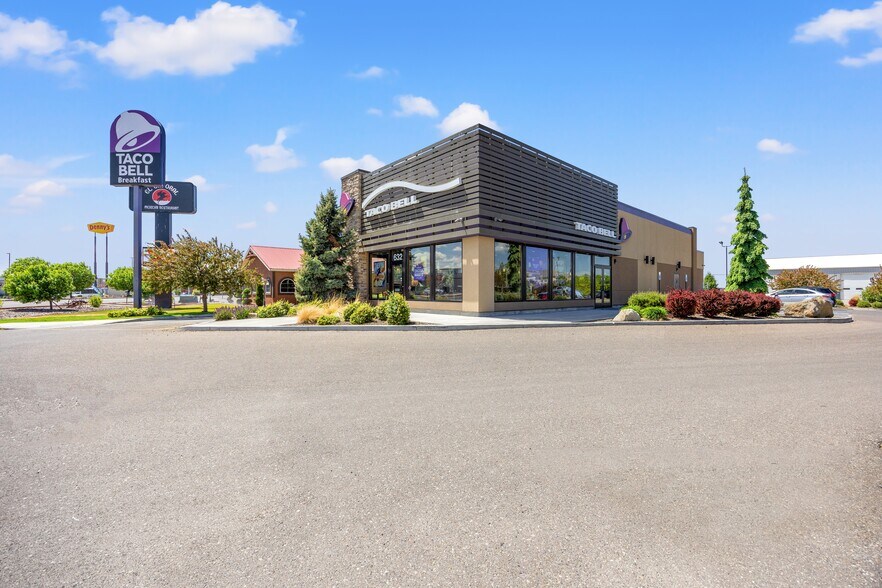 More Photos Of 632 N Overland Ave, Burley Fast Food For Sale