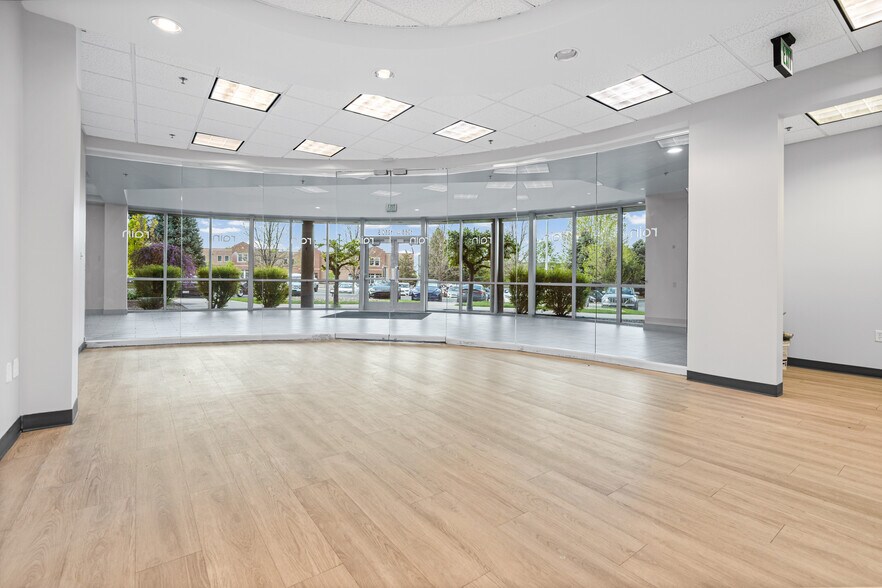 More Photos Of 1365 W Business Park Dr, Orem Office For Lease