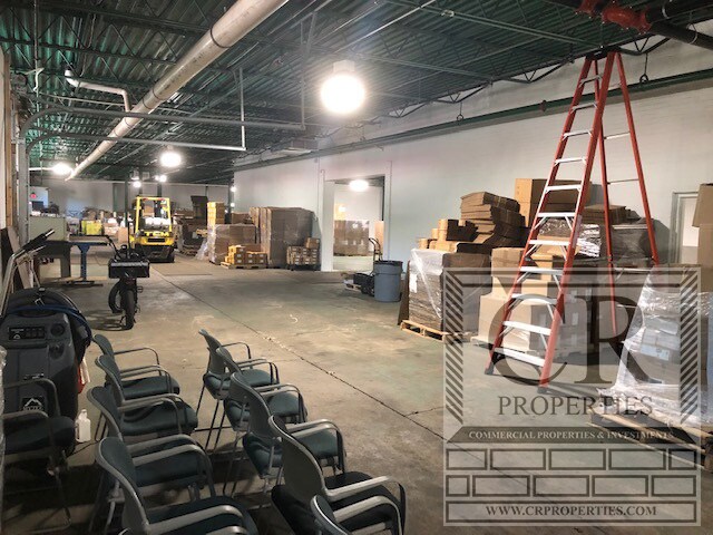 More Photos Of 195 Hudson St, Cornwall-on-Hudson Distribution For Lease