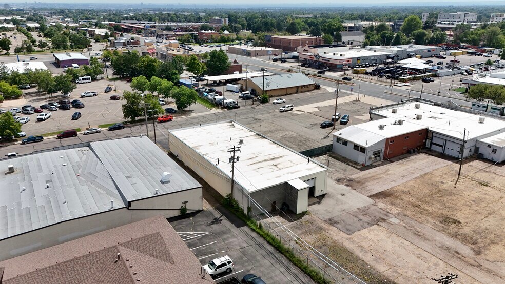 More Photos Of 1557 Yarrow St, Lakewood Auto Repair For Sale