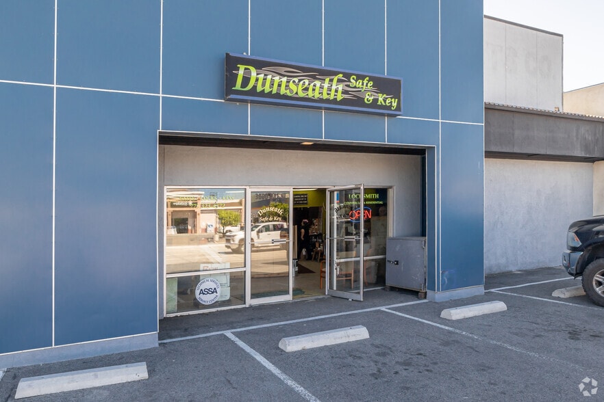 More Photos Of 3000-3090 Mill St, Reno Unknown For Lease