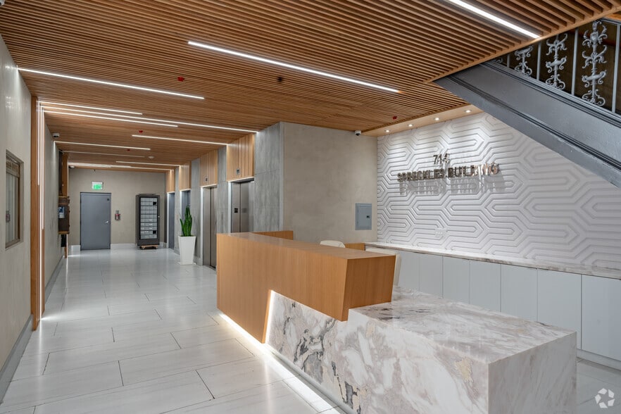 More Photos Of 714 S Hill St, Los Angeles Loft Creative Space For Lease