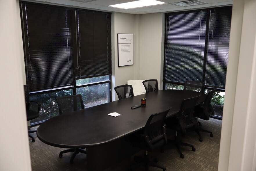 More Photos Of 330 Pelham Rd, Greenville Medical For Lease