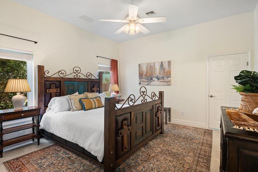 More Photos Of 4607 R O Dr, Spicewood Lodge Meeting Hall For Sale