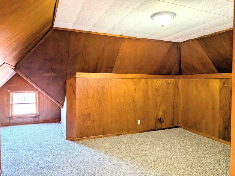 More Photos Of 18 5th St NE, Massillon Apartments For Sale