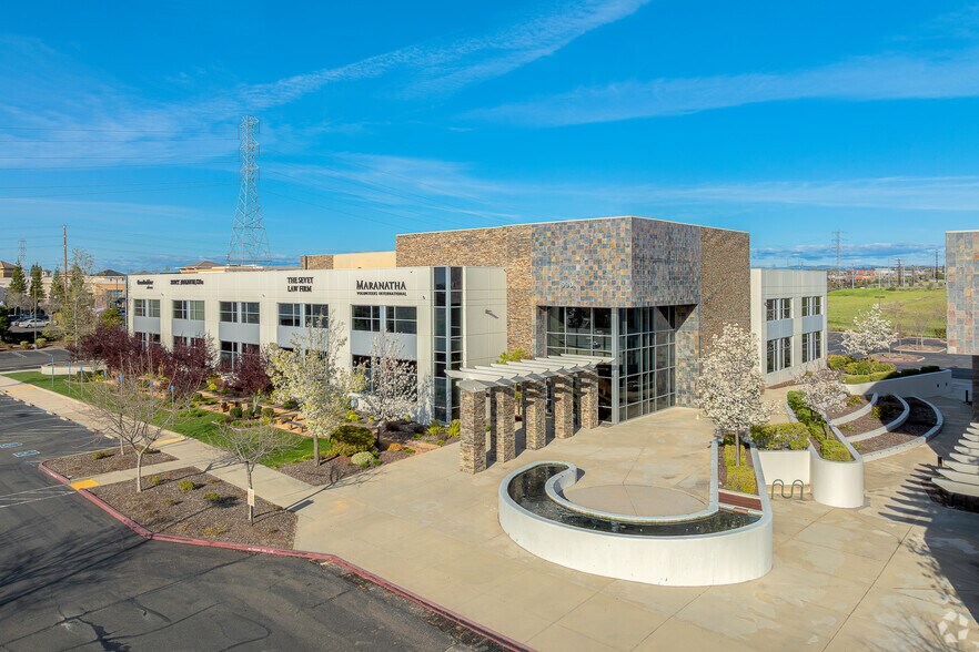 More Photos Of 990 Reserve Dr, Roseville Office For Sale