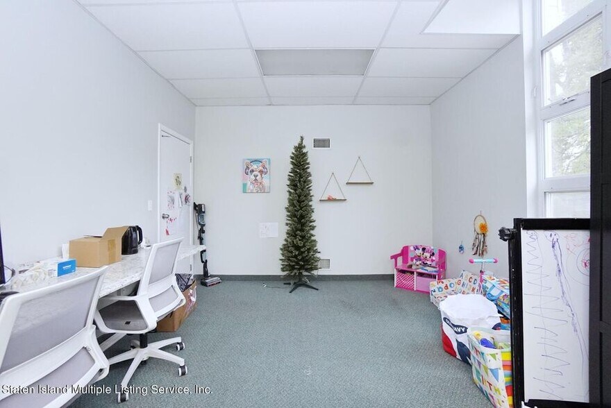 More Photos Of 15 1st St, Staten Island Office For Sale