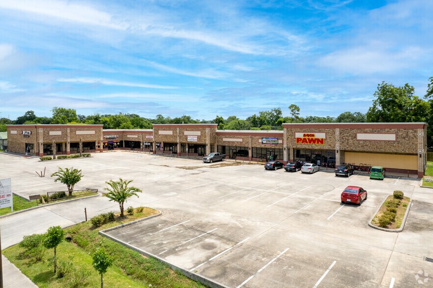 More Photos Of 618 Tidwell Rd, Houston Storefront For Lease