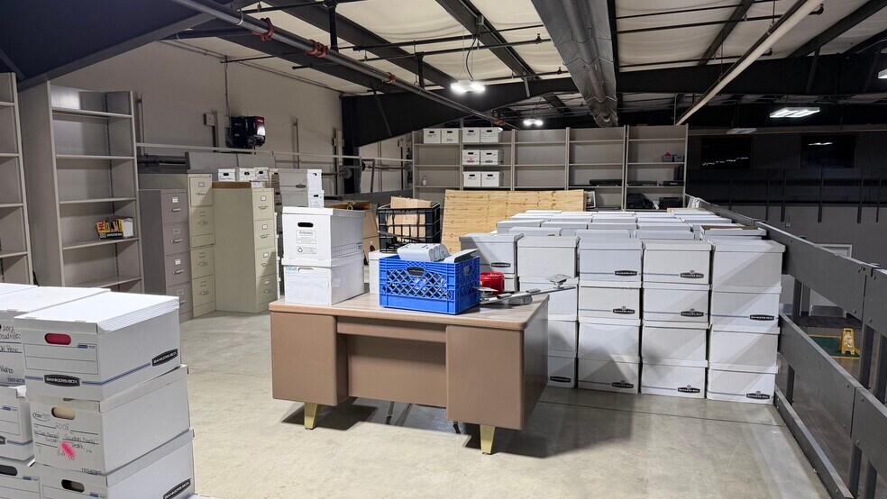 More Photos Of 5201 S 19th St, Lincoln Warehouse For Sale