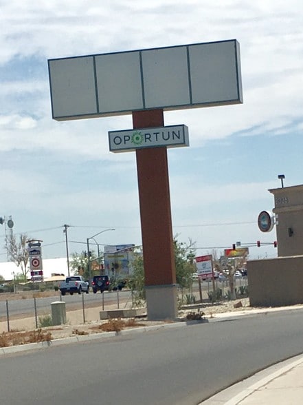 More Photos Of 2140-2184 N Imperial Ave, El Centro Unknown For Lease