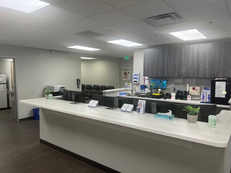 More Photos Of 15099 Kamana Rd, Apple Valley Medical For Lease
