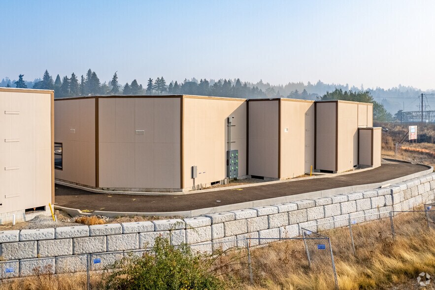 More Photos Of 3227-3231 Columbia House Blvd, Vancouver Unknown For Lease