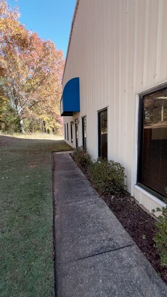 Primary Photo Of 1831 James I Harrison Jr Pky E, Tuscaloosa Light Manufacturing For Lease