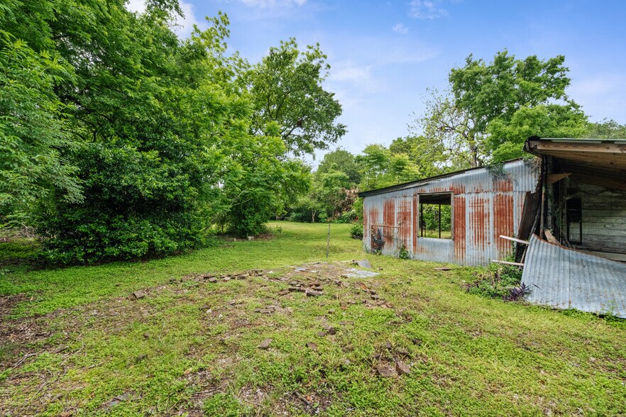 More Photos Of 3020-3032 Saint Claude Ave, New Orleans Office For Sale