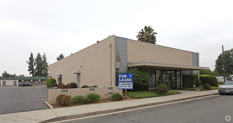 Primary Photo Of 24 W St. Joseph St, Arcadia Showroom For Lease