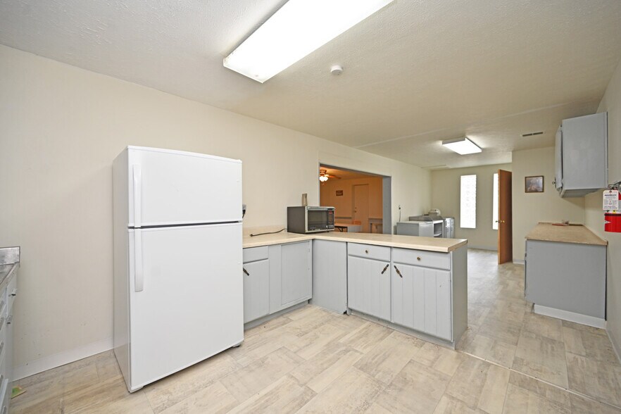 More Photos Of 1810 North Blvd, Fairborn Lodge Meeting Hall For Sale