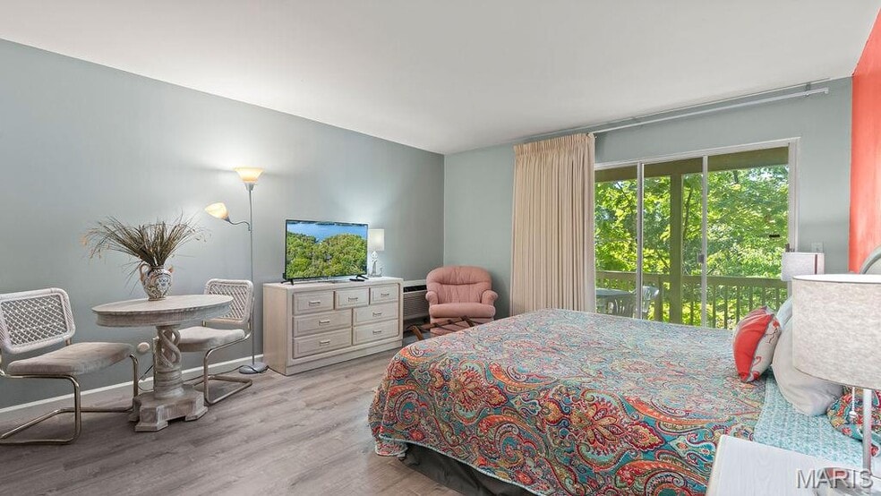 More Photos Of 35 Walkers Cay Drive, Osage Beach Apartments For Sale