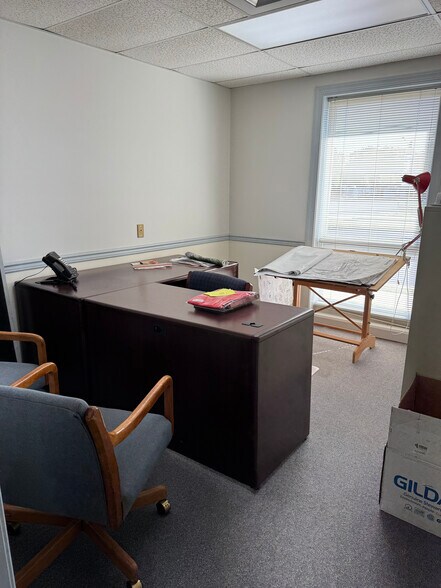 More Photos Of 508 N Commerce Ave, Front Royal Bank For Sale